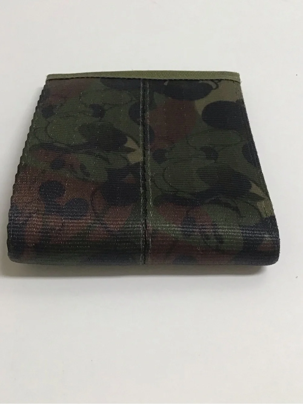 Disney Harveys Collab Forest Mickey Seatbelt Wallet Billfold Camouflage Vintage